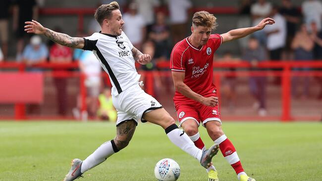 Trận cầu đỉnh cao giữa Swansea City vs Crawley Town